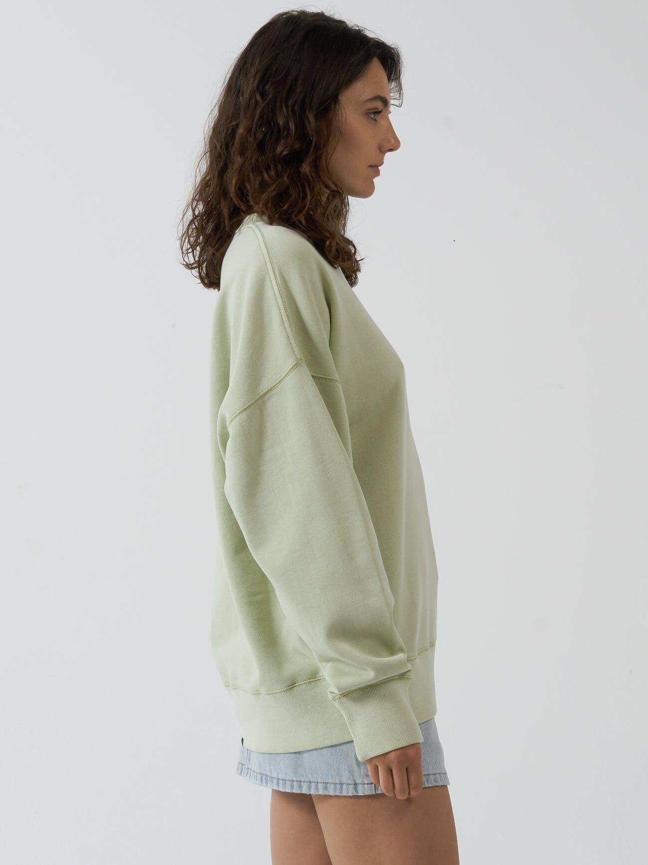 Minimal Thrills Slouch Crew - Pistachio