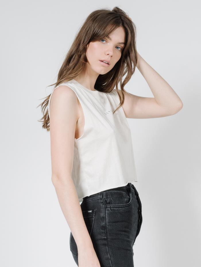 Minimal Thrills Crop Muscle - Unbleached